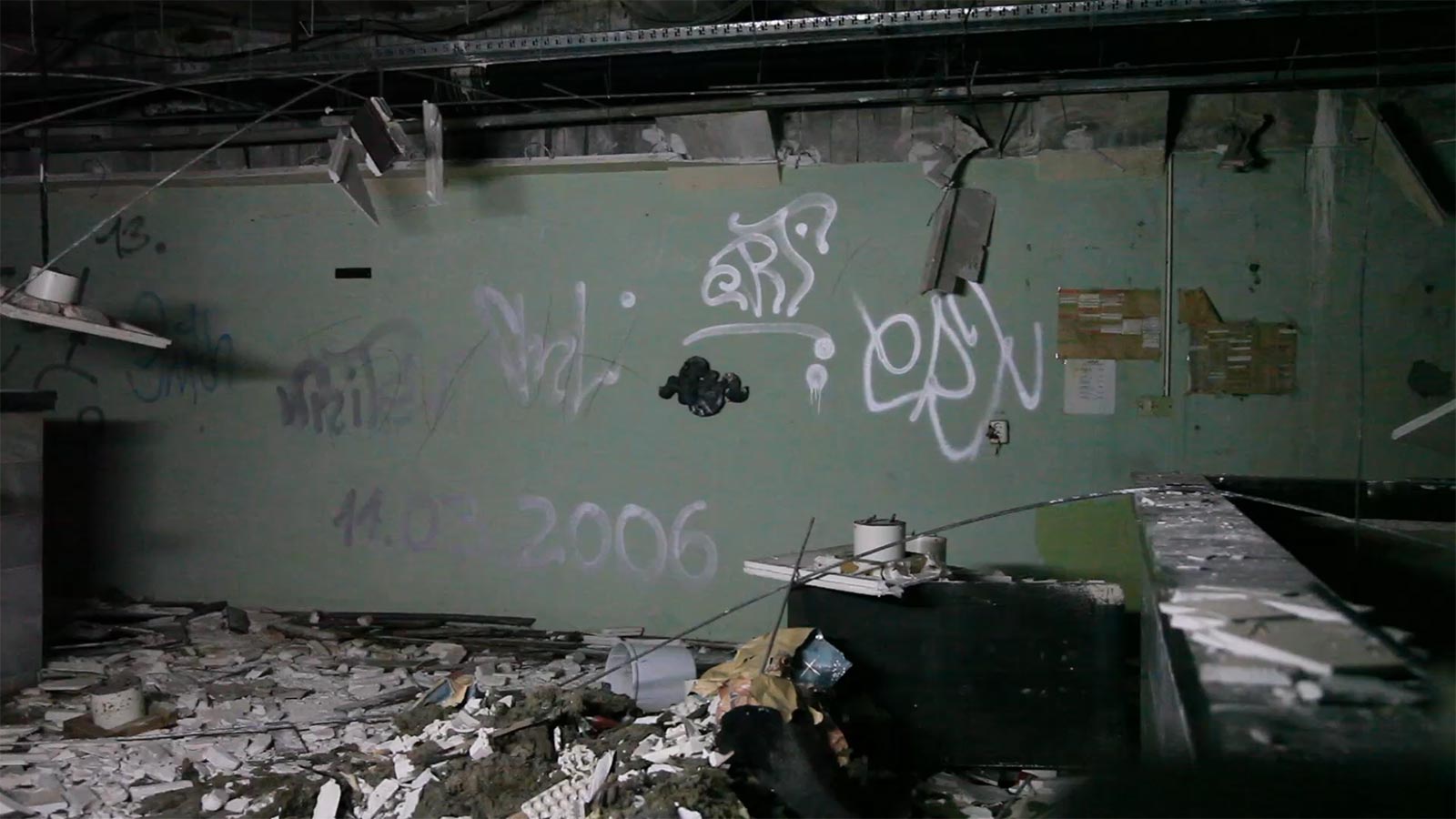 Violet Dennison, The Cloud, 2015, cast aluminum